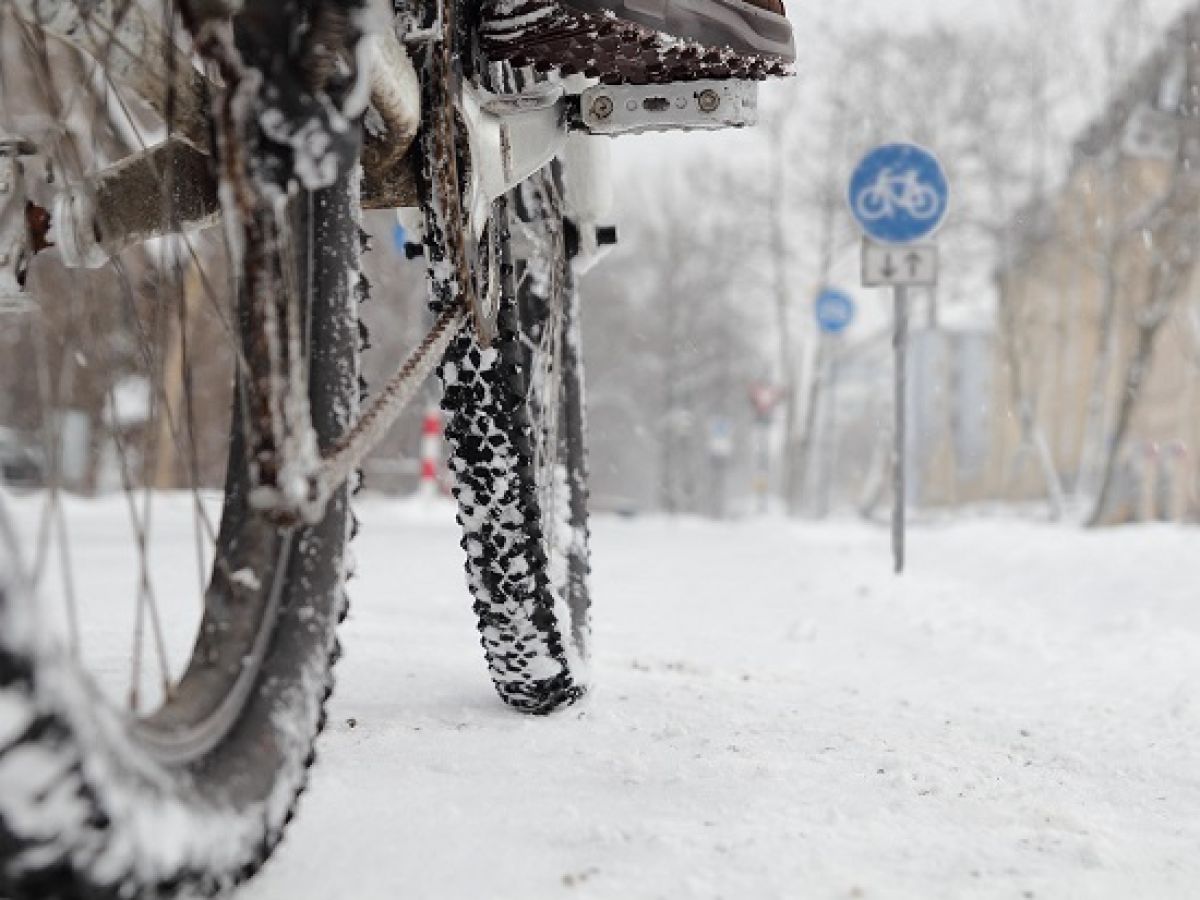 close up of bike tires on the snow